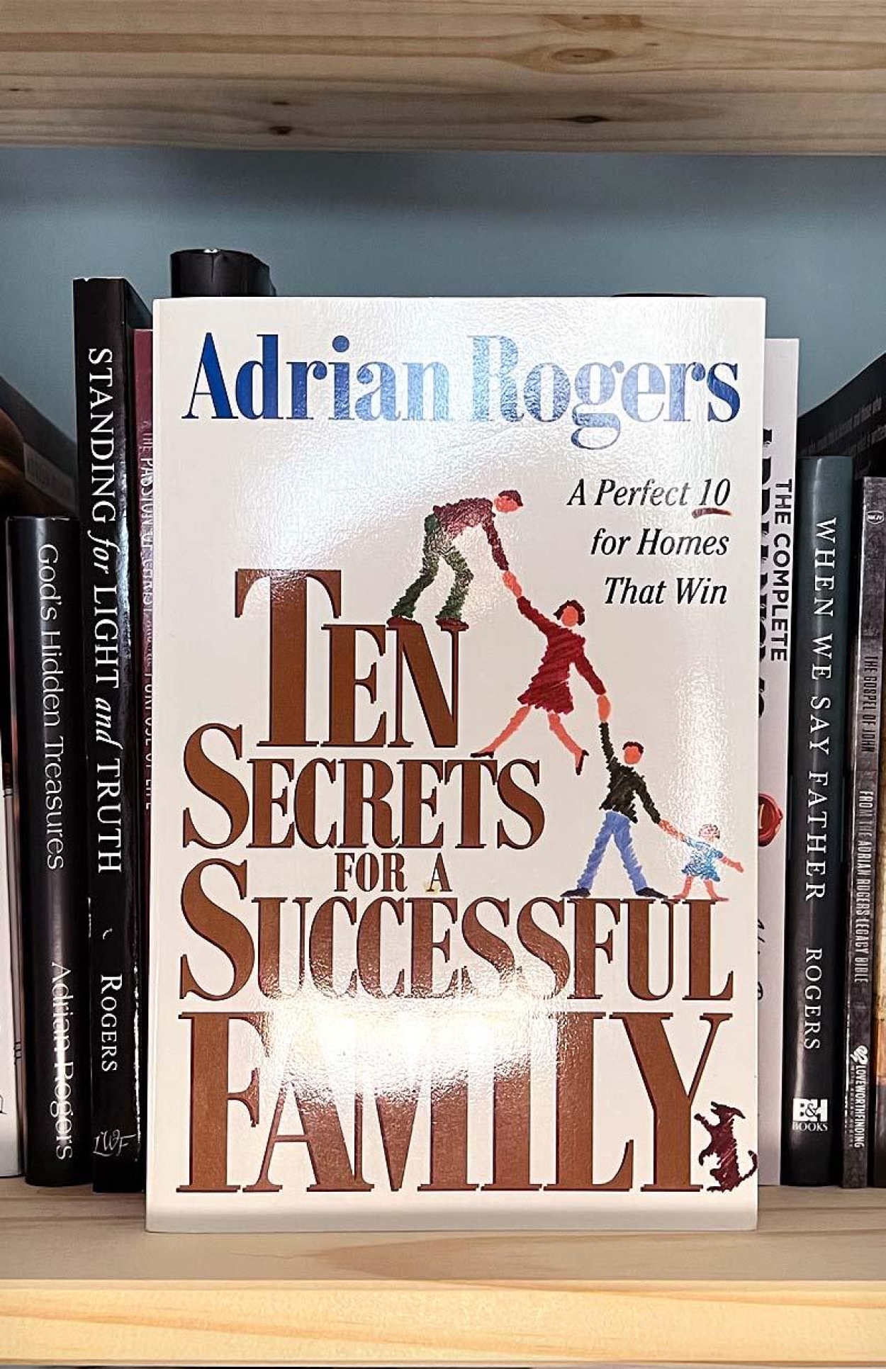 B104 ten secrets for a successful family book BOOKSHELF